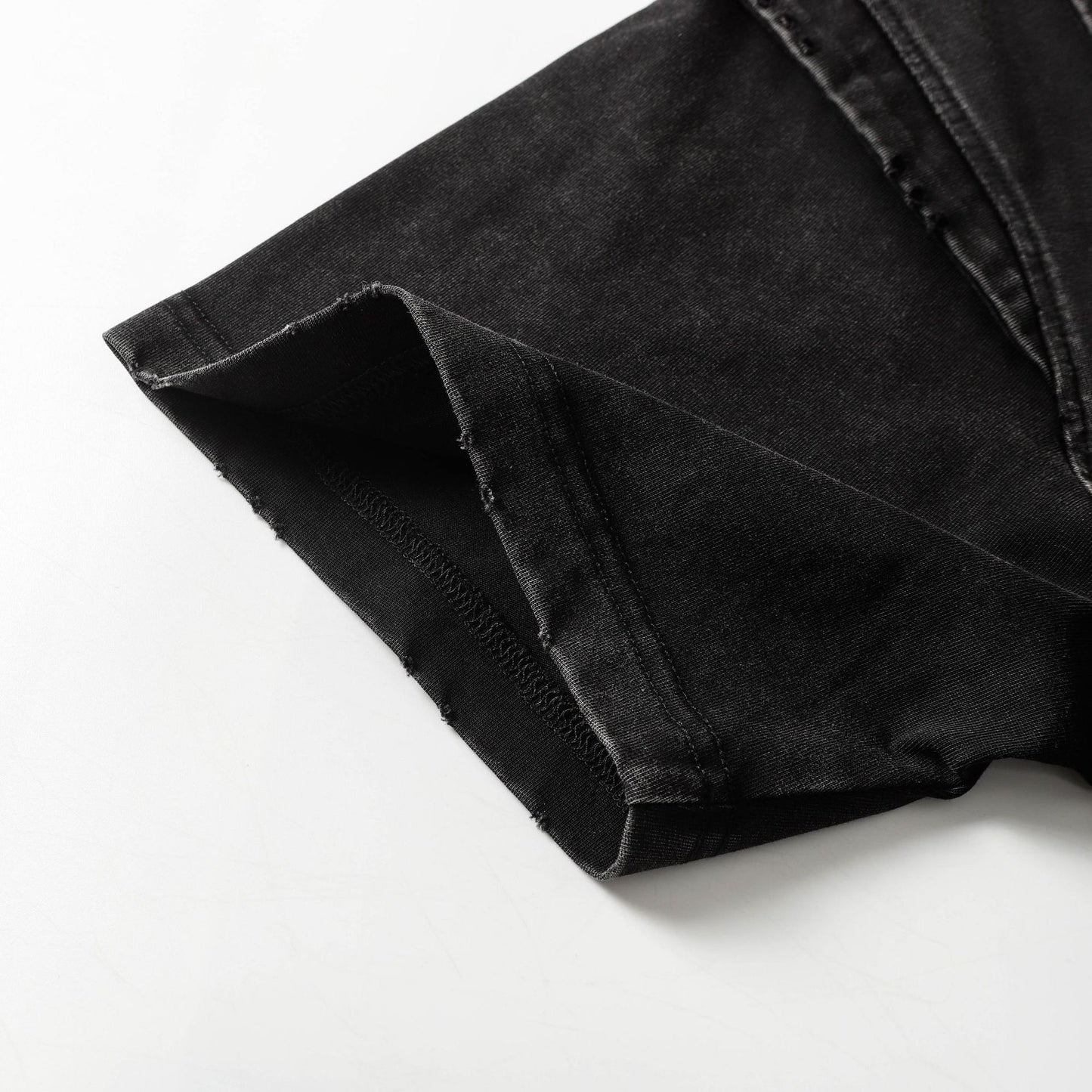 RUSTED EDGE TEE